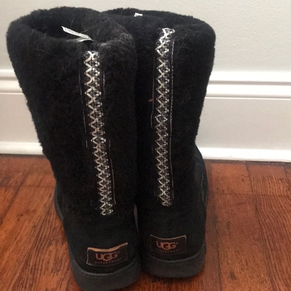 UGG waterproof winter boots - Picture 2 of 4